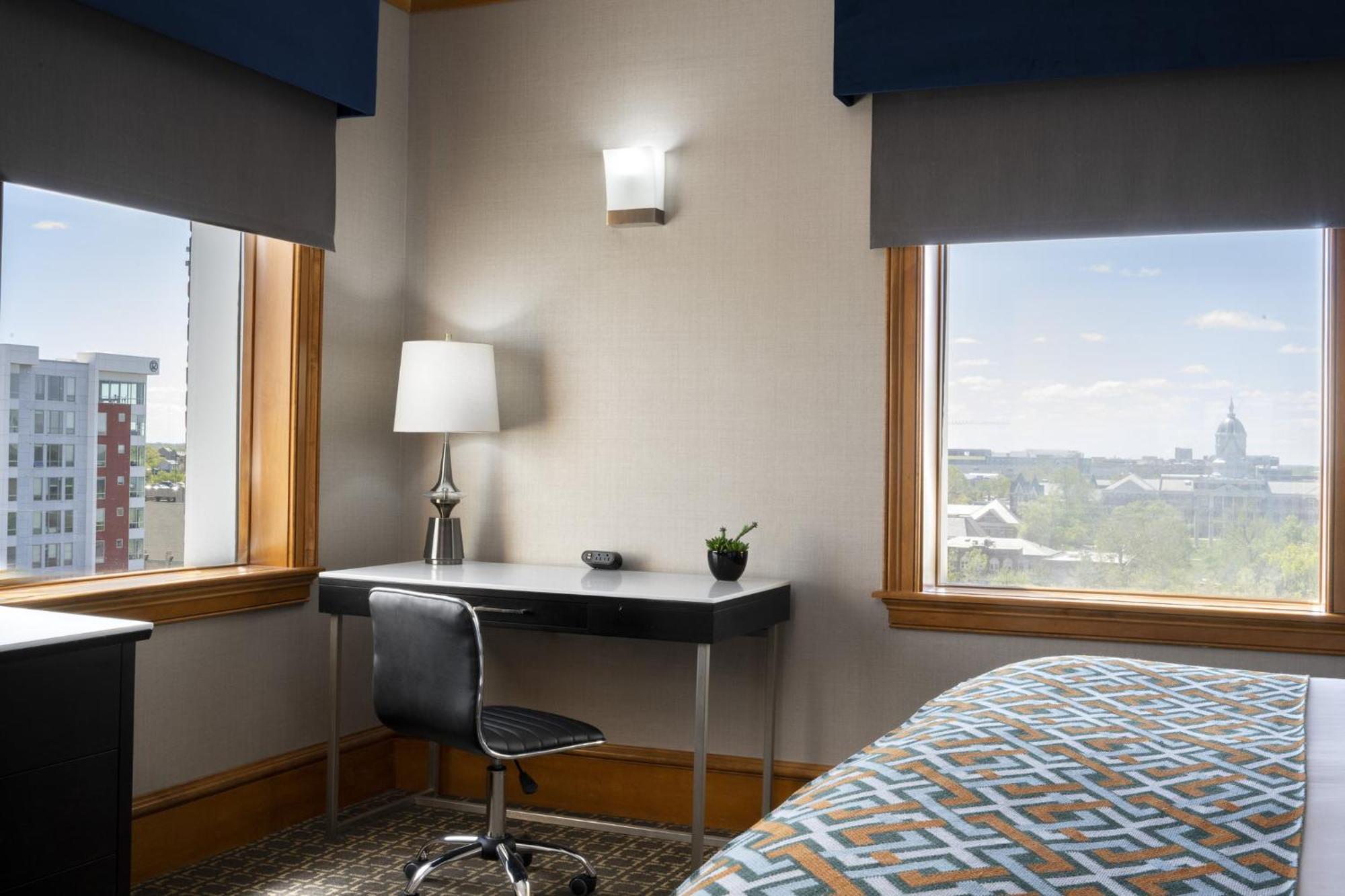 Voco The Tiger Hotel, Columbia, Mo By Ihg Dış mekan fotoğraf